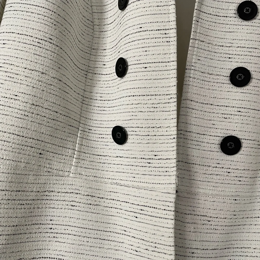 Jones Studio women’s size 1X white black striped textured suit blazer - Picture 3 of 7